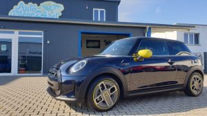 Mini Cooper E Neuwagen Aufbereitung