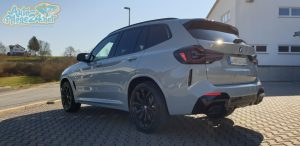 BMW X3 M Seite und Heck Ansicht